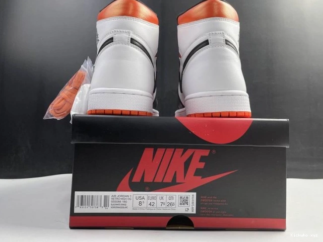 Electro Orange Air 555088-180 1 High Retro Jordan 0624